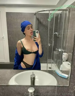 medixkate / lustful_light / lustful_lightvip / medikatee / medixkkate / medixxxkate nude photo #0121