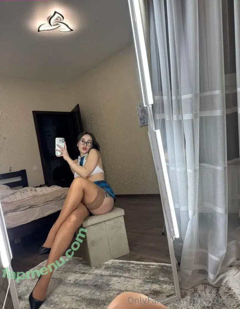 medixkate nude photo #0069 (medixkate1)