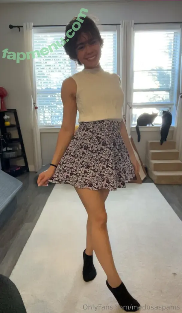 Medusaspams nude photo #0053 (allaroundreactions)