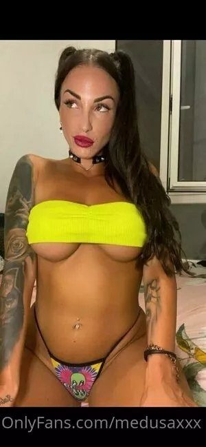Medusaxxx / Medusa / medussa_xx nude photo #0038