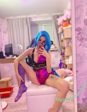 Meduzko Boosty Help . / meduzko nude photo #0541