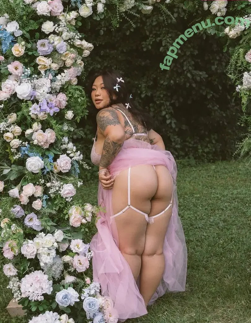 Mee Wang nude photo #0018 (m34tymeeow / meeciwang)