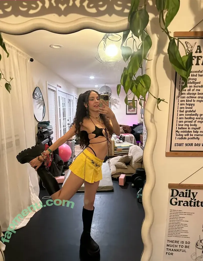 meeksnfreaks nude photo #0002 (meeksnfreaks)