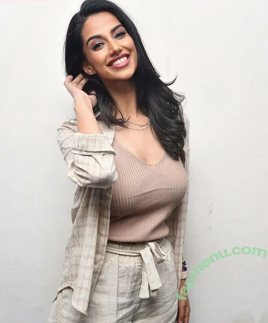 meenakshichaudhary nude photo #0002 (meenakshichaudhary)