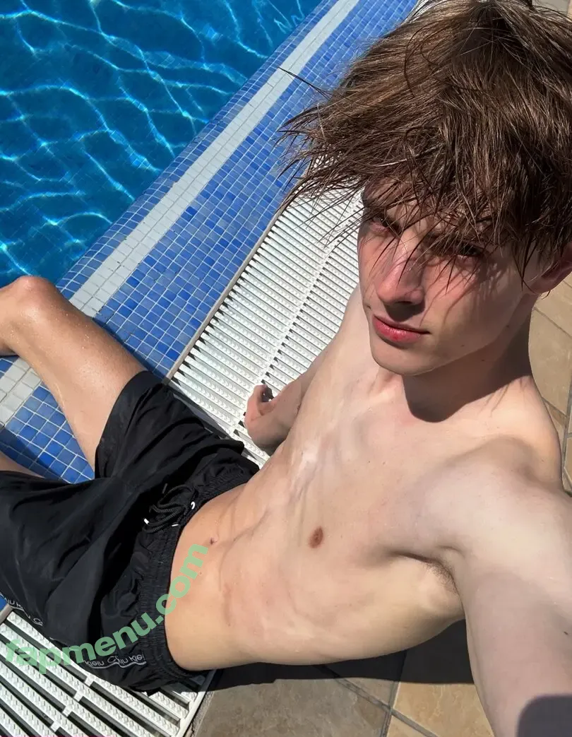 meepicboy nude photo #0109 (meepicboy)