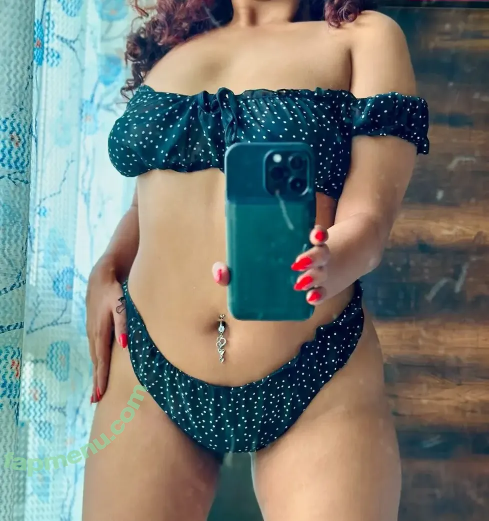 Meera Singh nude photo #0021 (freakyindianbebe-vip / meeraaaaasingh)