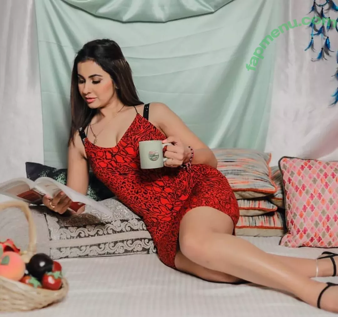 Meetii Kalher nude photo #0537 (meetiikalher / meetiikalher909)