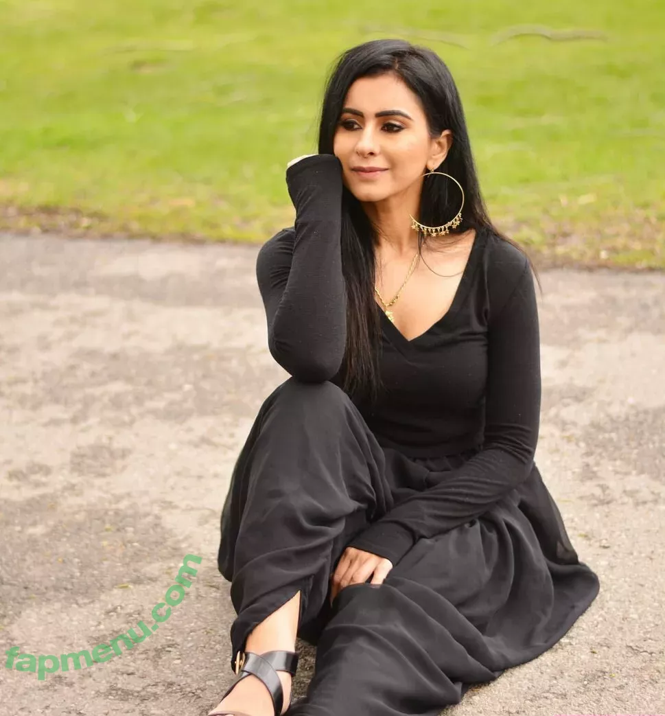 Meetii Kalher nude photo #0625 (meetiikalher / meetiikalher909)