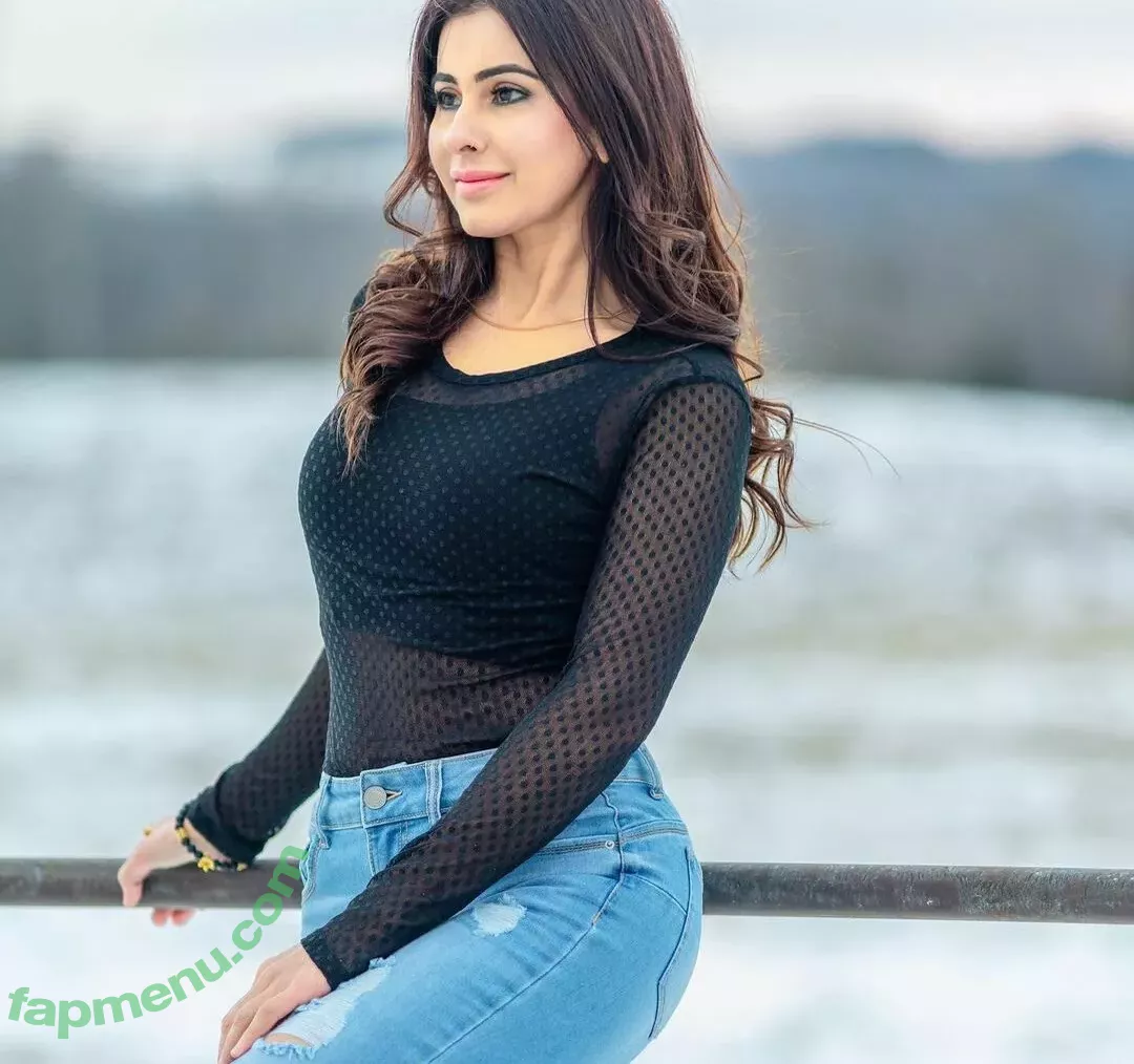 Meetii Kalher nude photo #0712 (meetiikalher / meetiikalher909)