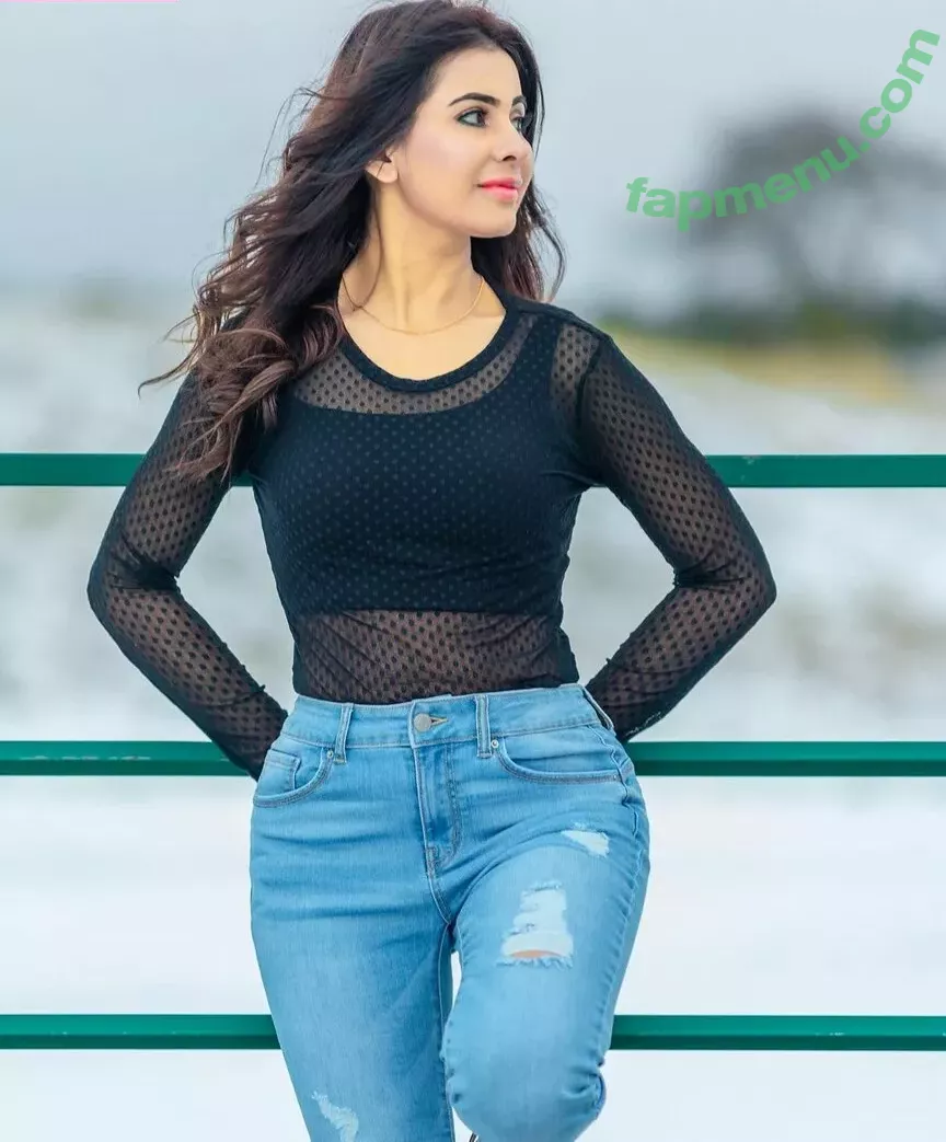 Meetii Kalher nude photo #0715 (meetiikalher / meetiikalher909)