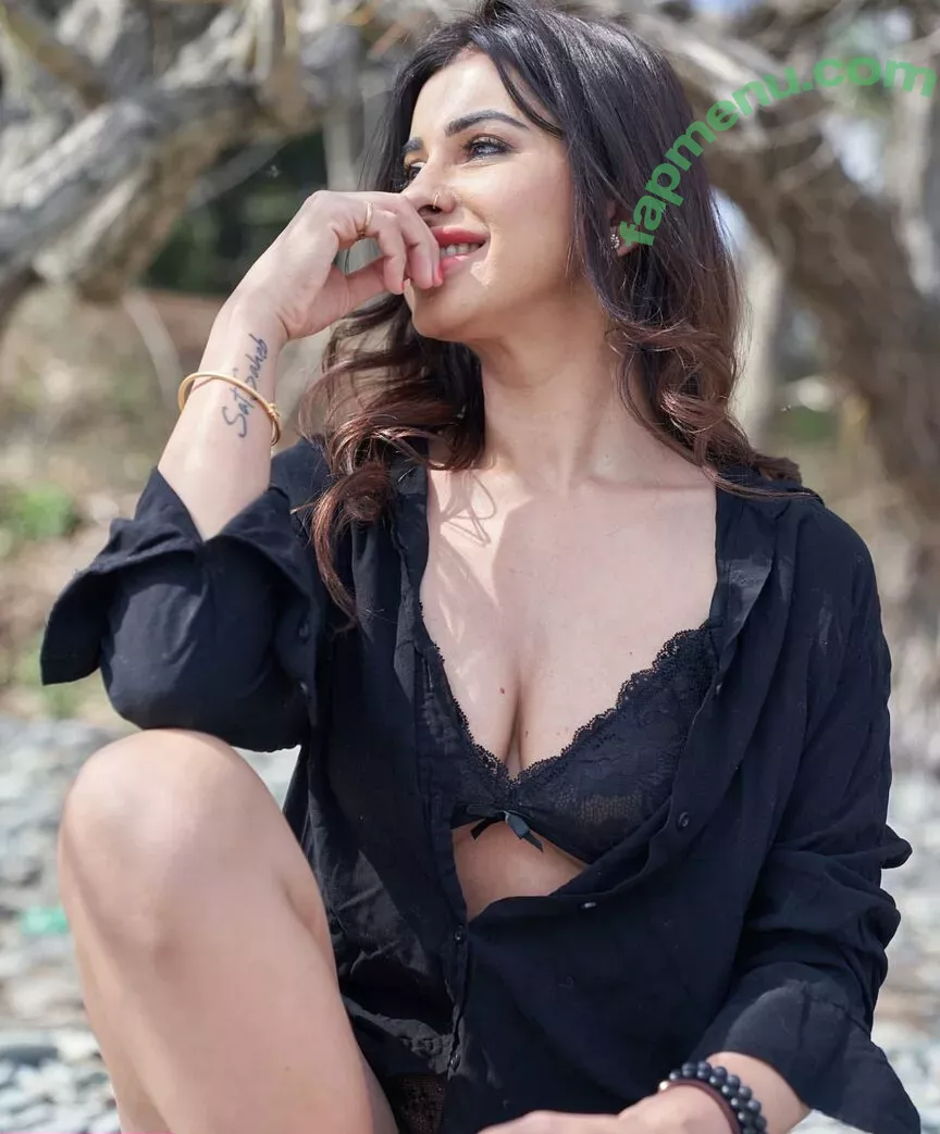 Meetii Kalher nude photo #0764 (meetiikalher / meetiikalher909)