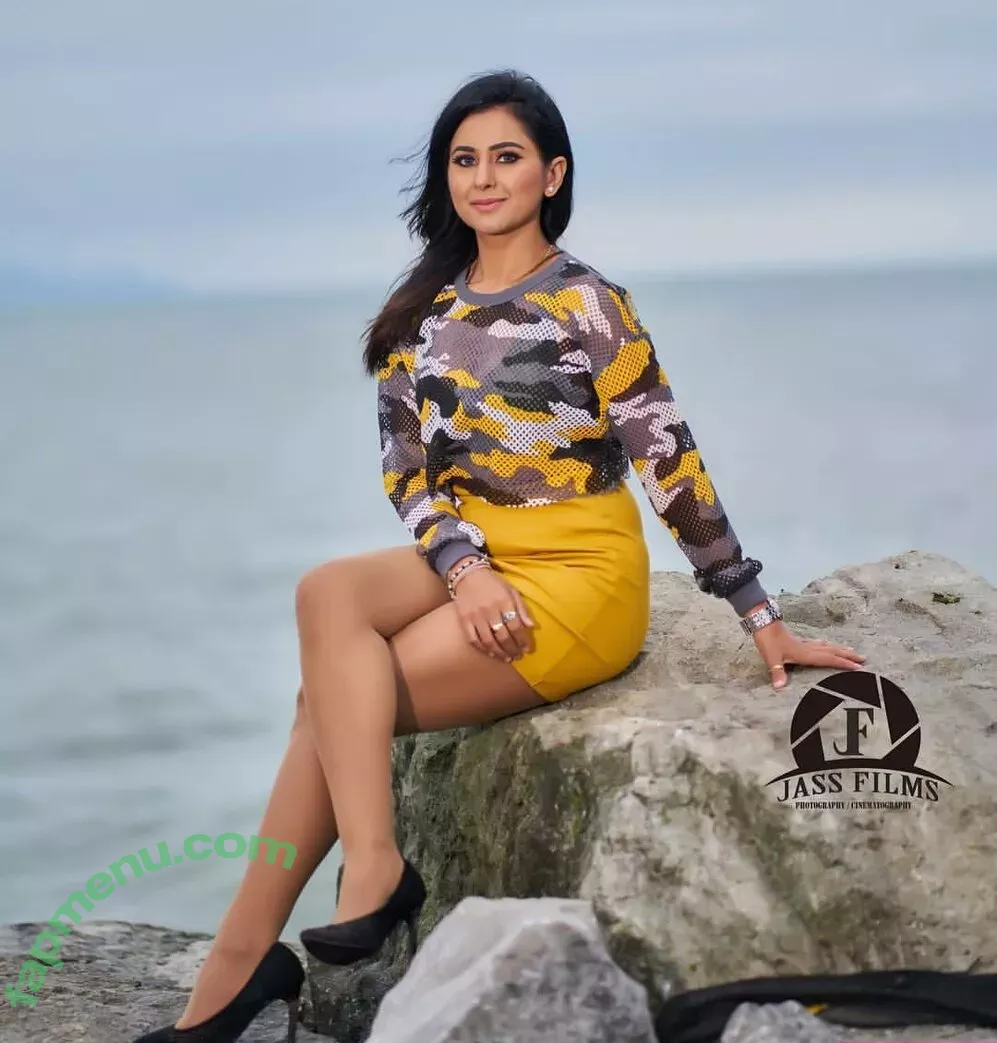 Meetii Kalher nude photo #0852 (meetiikalher / meetiikalher909)