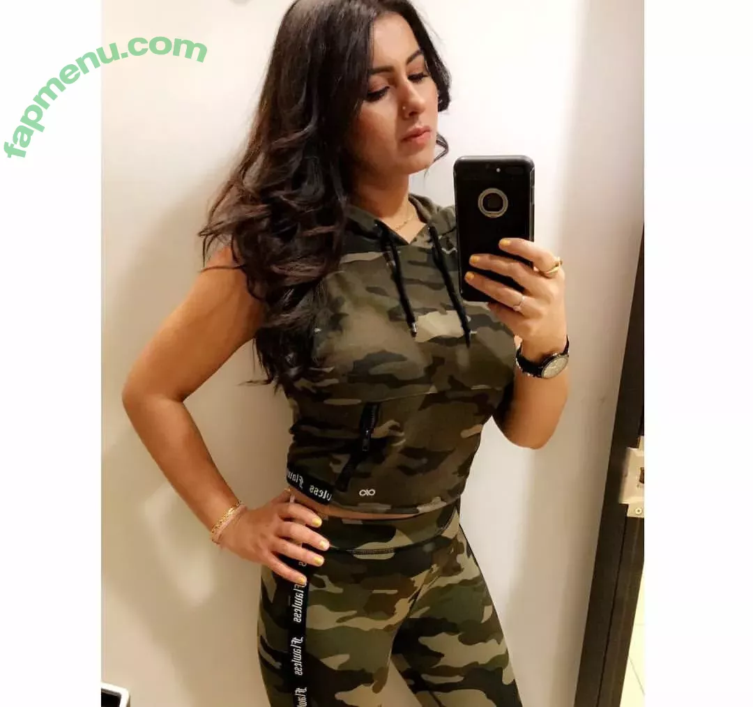 Meetii Kalher nude photo #0999 (meetiikalher)