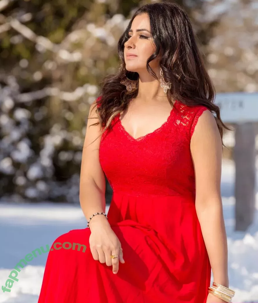 Meetii Kalher nude photo #1013 (meetiikalher)