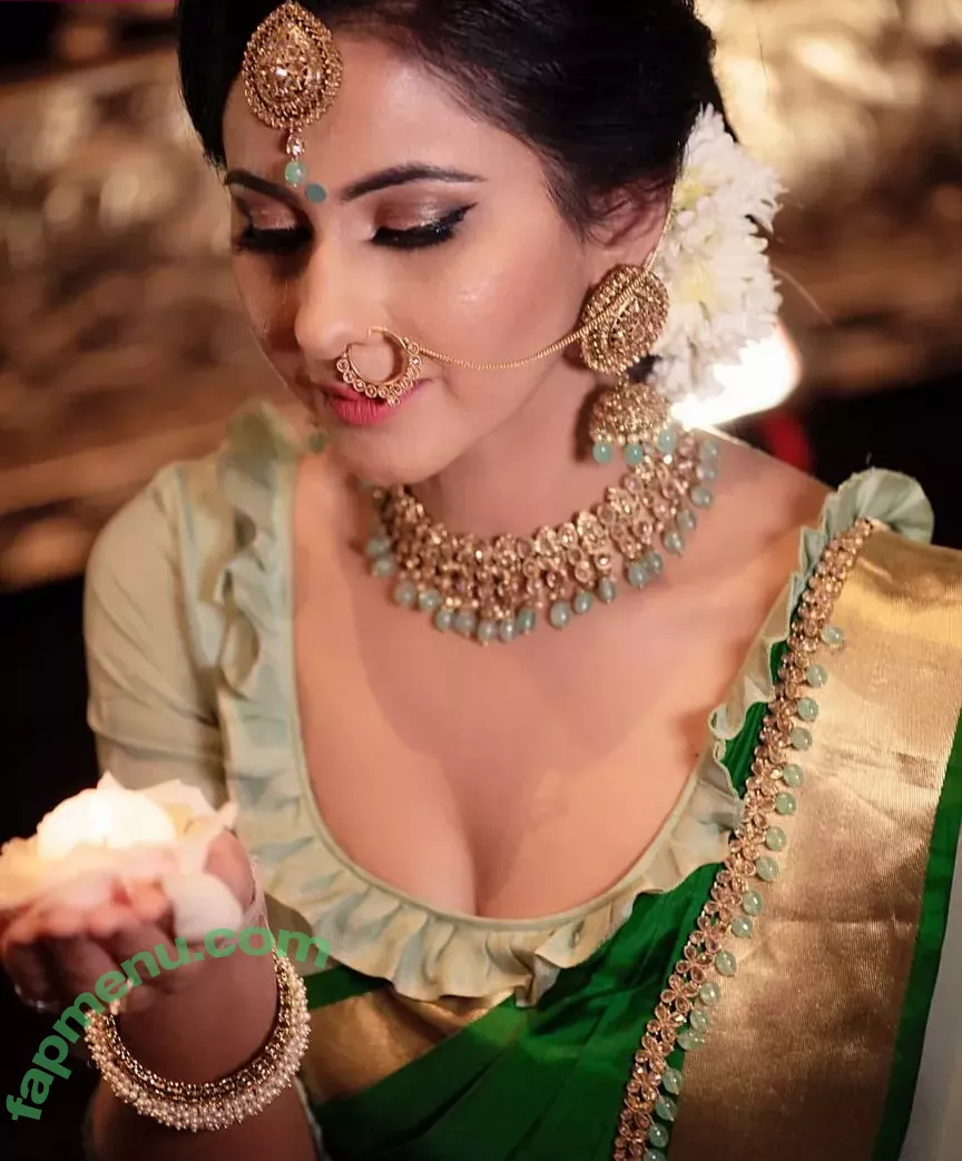 Meetii Kalher nude photo #1102 (meetiikalher)