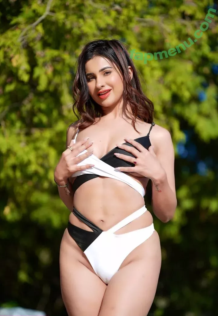 Meetii Kalher nude photo #1137 (meetiikalher)
