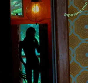 Meg DeLacy / megdelacy nude photo #0037