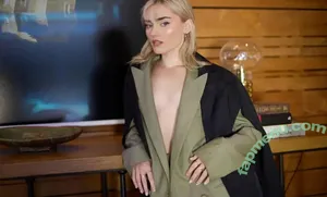 Meg Donnelly / megdonnelly nude photo #0178