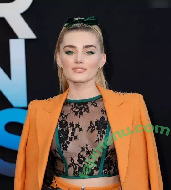 Meg Donnelly nude photo #0044 (megdonnelly)