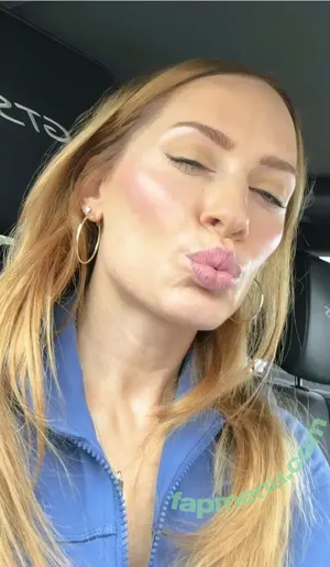 Meg Gallagher / megsquats nude photo #0303