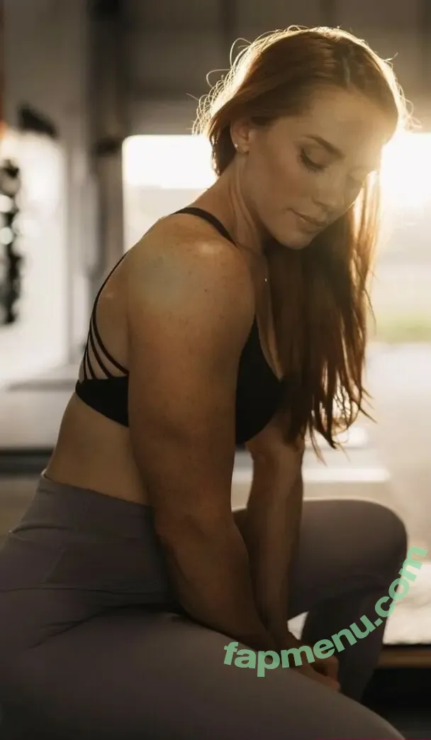 Meg Gallagher nude photo #0292 (megsquats)