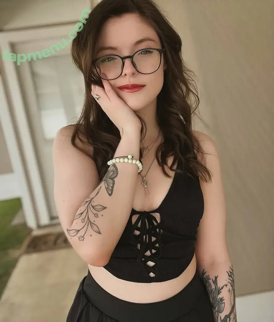 Meg Kaylee nude photo #0168 (meg_kaylee / megkaylee)