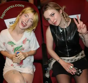 Meg Mills / 37521291 / carecharmer nude photo #0058