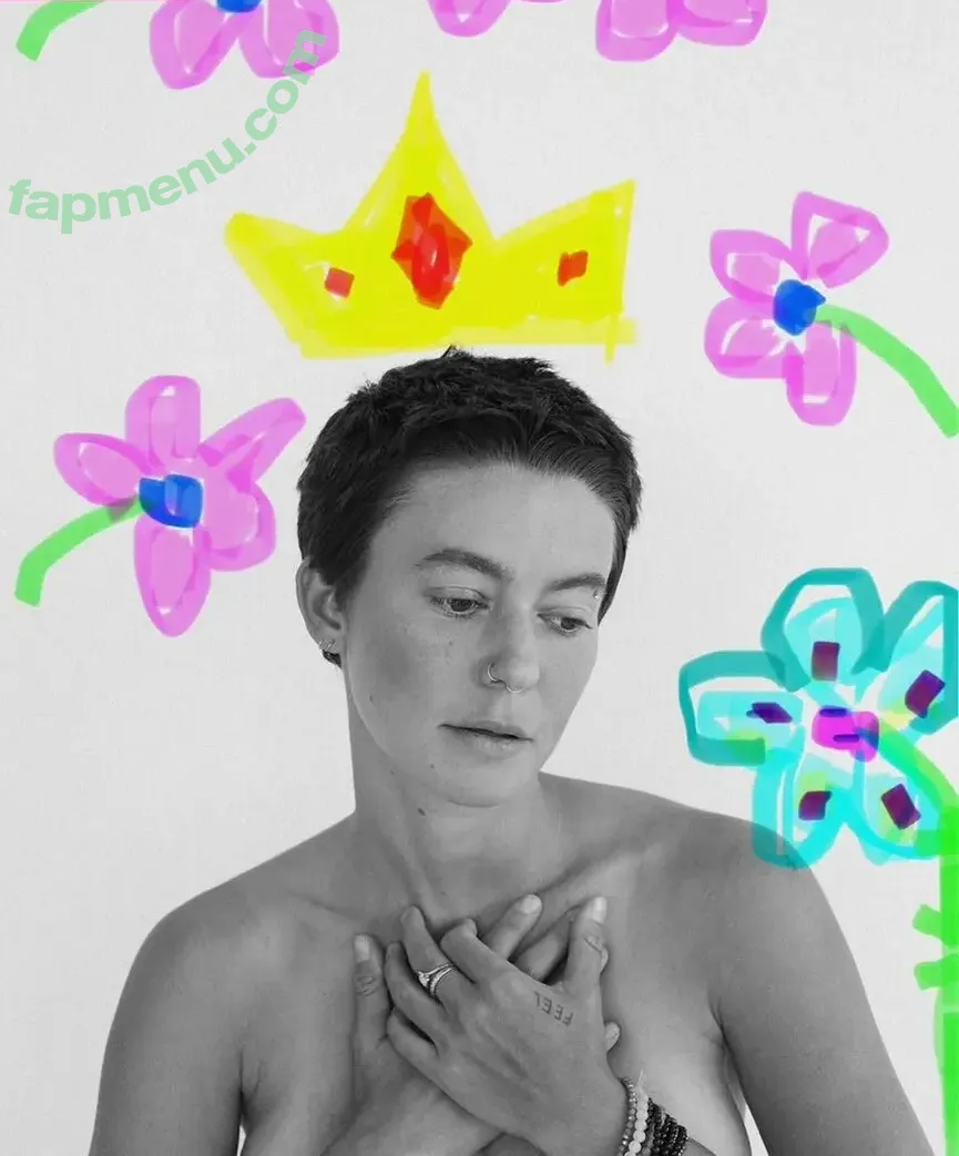 Meg Myers nude photo #0071 (alicesadventures / megmyers)