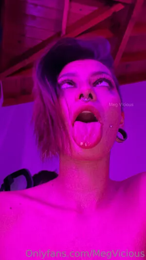 Meg Vicious / toohotnetflix nude photo #0094