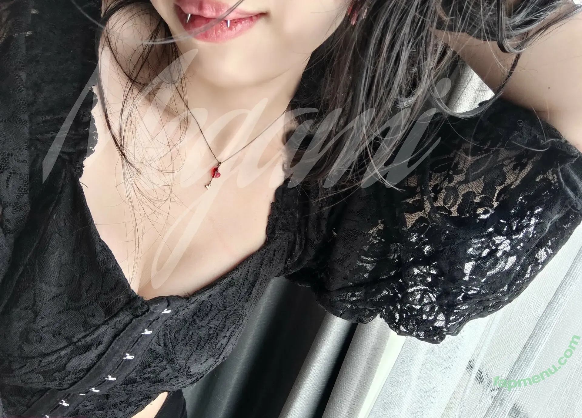 megami_fuji nude photo #0106 (megfuji_)