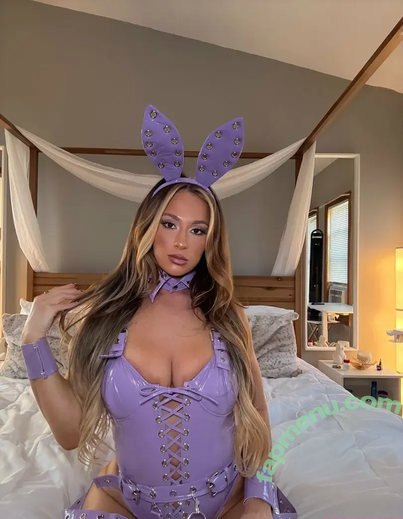 Megan Bayne nude photo #1479 (meganbayne / themeganbayne)