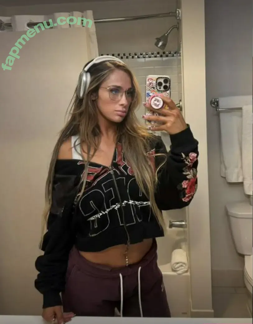 Megan Bayne nude photo #1494 (meganbayne / themeganbayne)