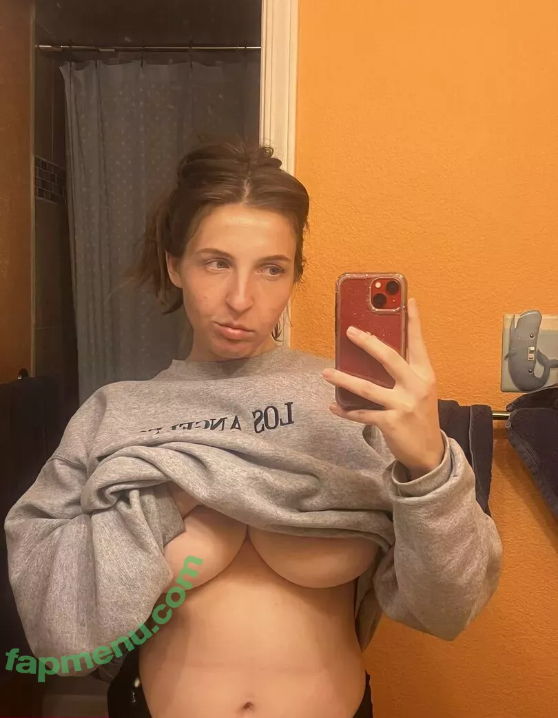 Megan Bitchell nude photo #0215 (MeganBitchell / Megbitchell / lucyskyes / megan.bitchell)