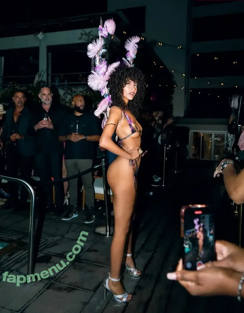 Megan Botnick nude photo #0484 (mbeeco)