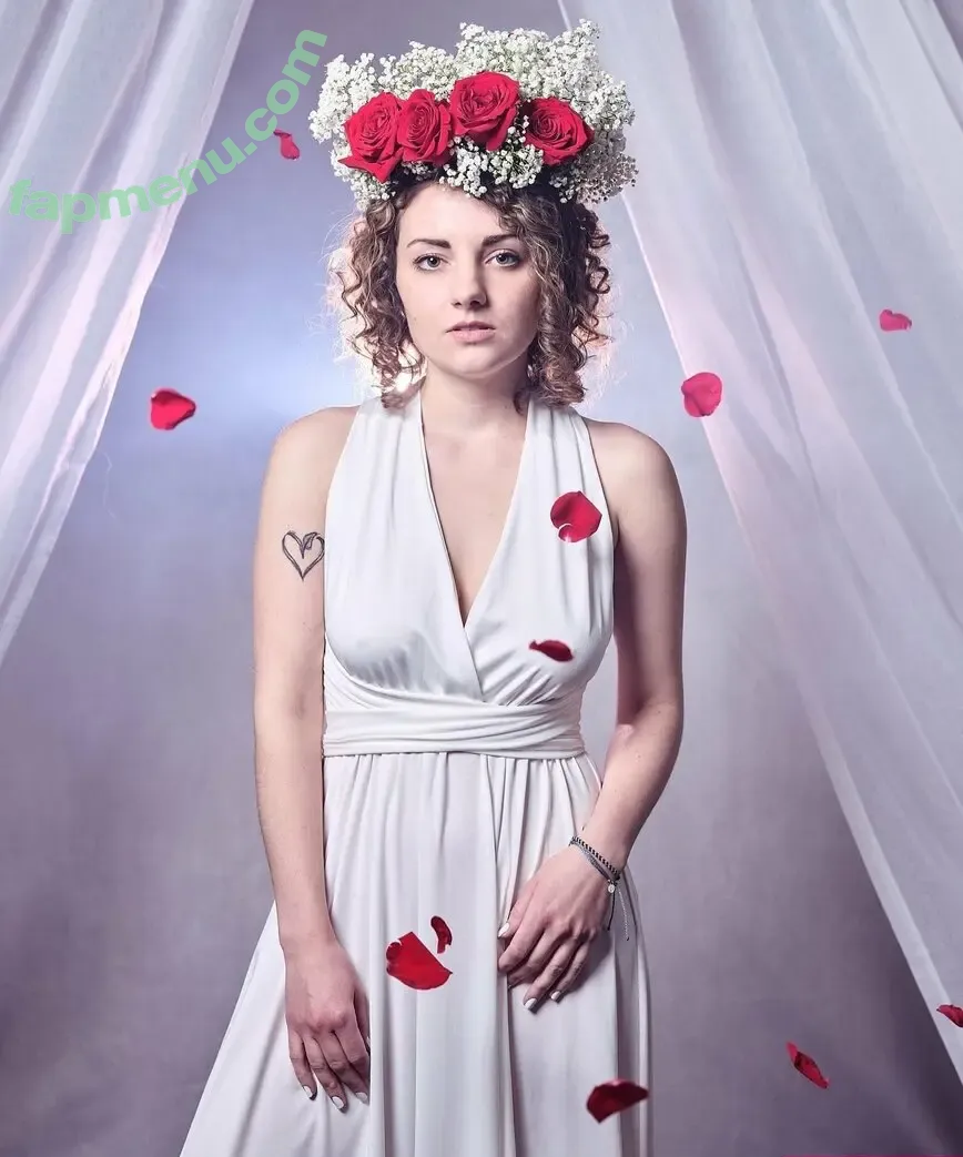 Megan Ciafre nude photo #0022 (meganciafre)