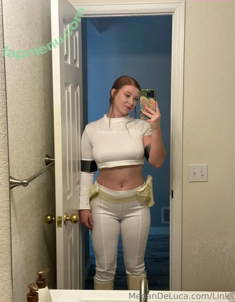 Megan DeLuca nude photo #1187 (Megmdxoxo_ / megandeluca)