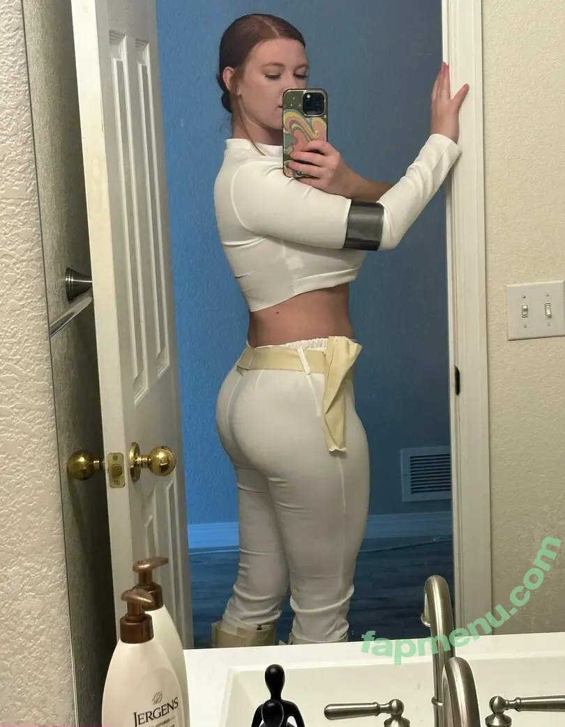 Megan DeLuca nude photo #1233 (Megmdxoxo_ / megandeluca)