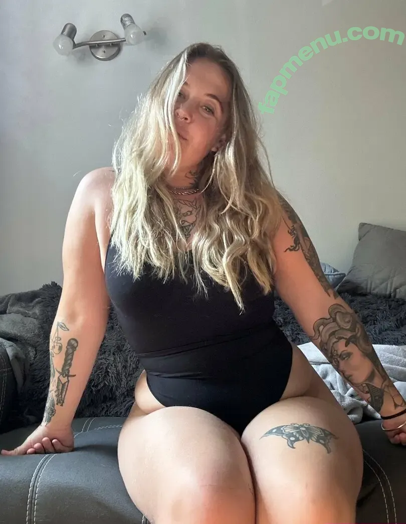 megan.f2xxx nude photo #0059 (megan.finley)