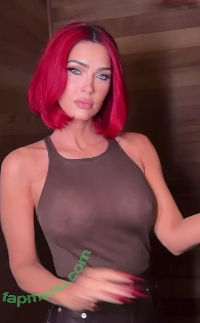 Megan Fox nude photo #1958 (fatmeganfox / meganfox)