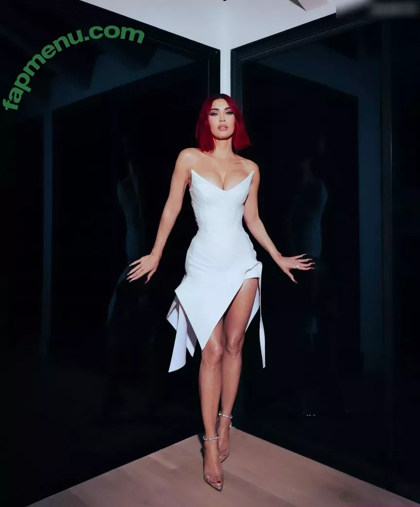 Megan Fox nude photo #1965 (fatmeganfox / meganfox)