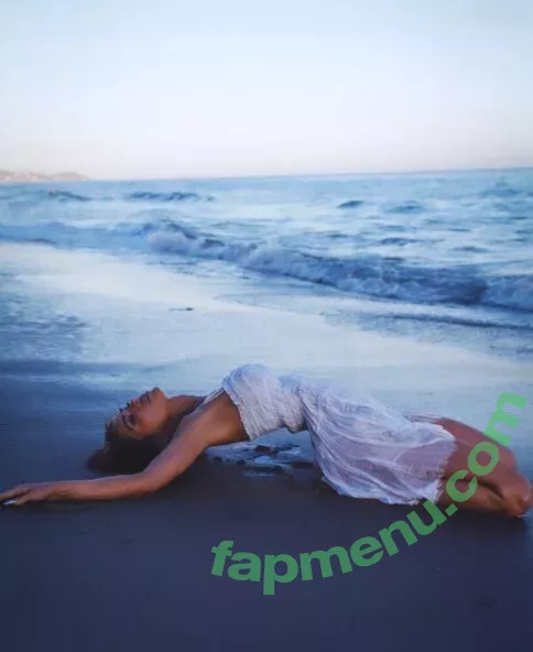 Megan Fox nude photo #1982 (fatmeganfox / meganfox)