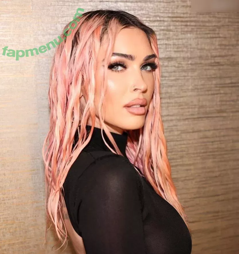 Megan Fox nude photo #2007 (fatmeganfox / meganfox)