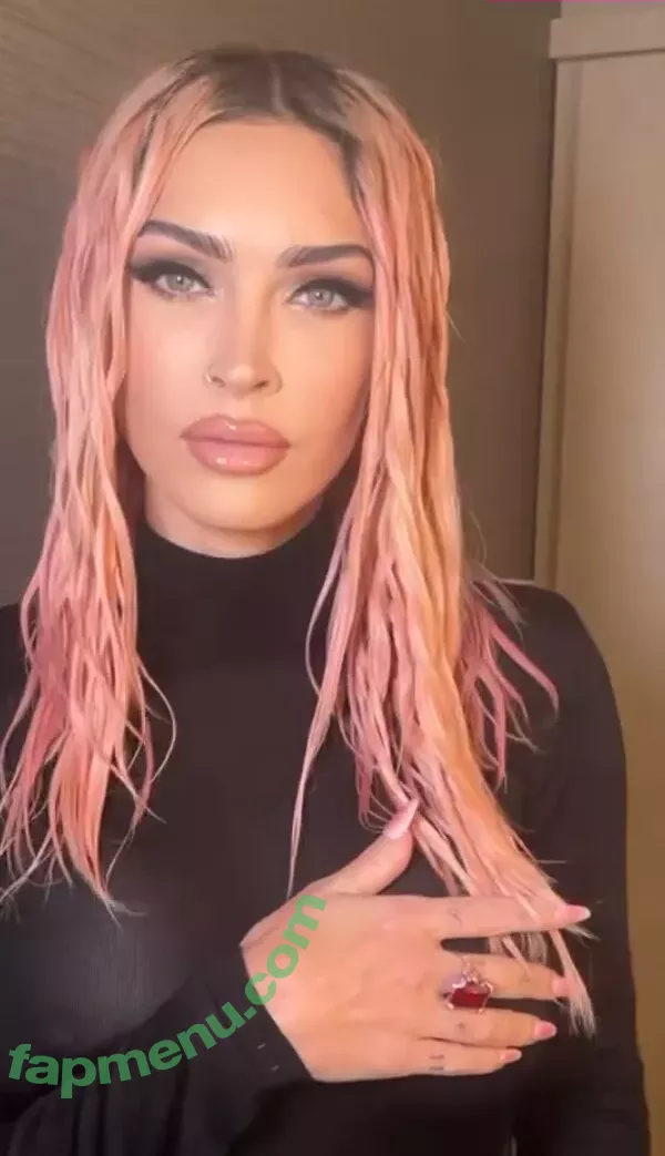 Megan Fox nude photo #2012 (fatmeganfox / meganfox)