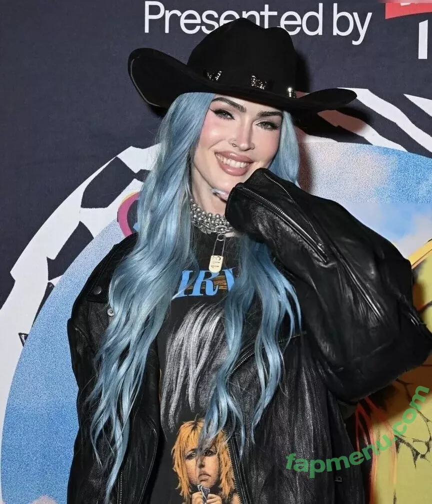 Megan Fox nude photo #2028 (fatmeganfox / meganfox)