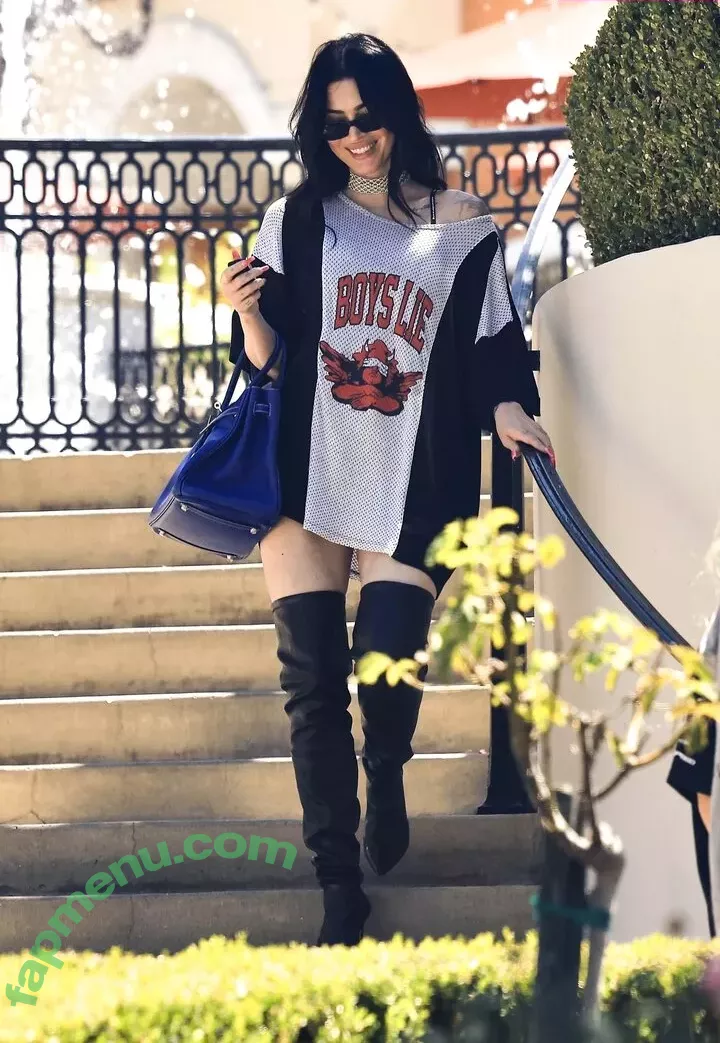 Megan Fox nude photo #2060 (fatmeganfox / meganfox)