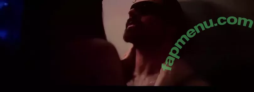 Megan Fox nude photo #2081 (fatmeganfox / meganfox)