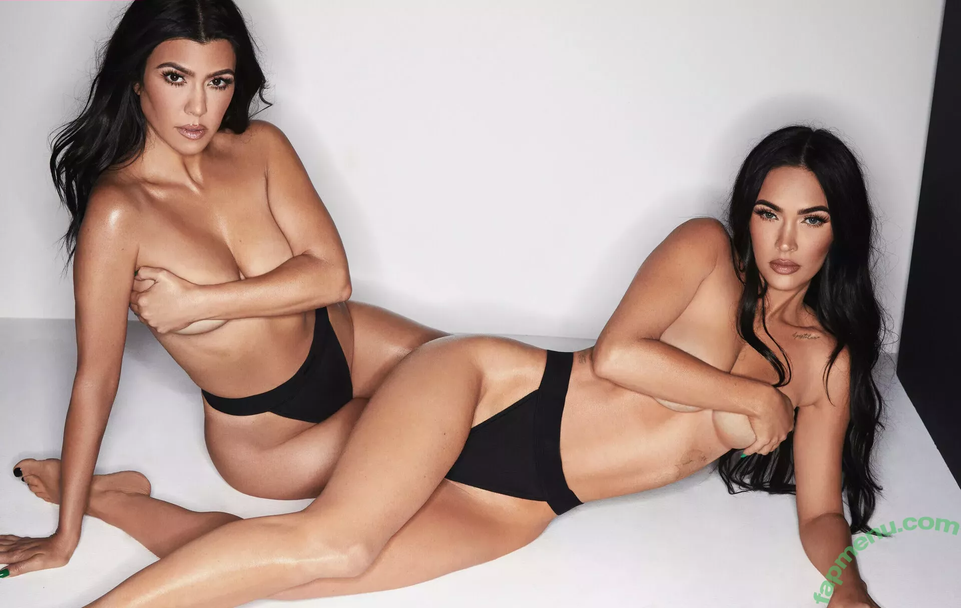 Megan Fox nude photo #2086 (fatmeganfox / meganfox)