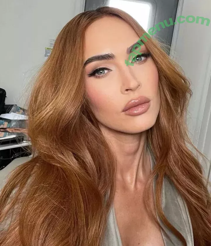 Megan Fox nude photo #2105 (fatmeganfox / meganfox)