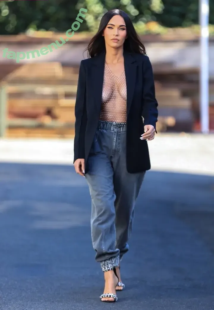 Megan Fox nude photo #2362 (megan.fox / meganfox)