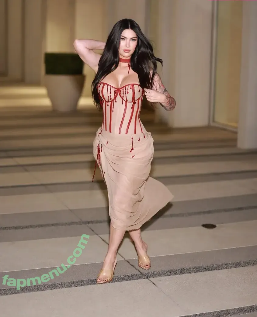 Megan Fox nude photo #2543 (fatmeganfox / meganfox)